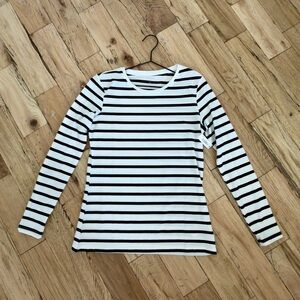 BNWT Amazon Basics French Striped Long Sleeve Top